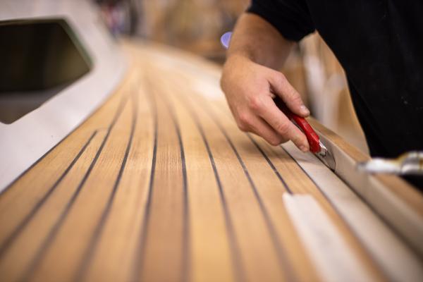 Faurby craftsmanship - mounting a teak deck